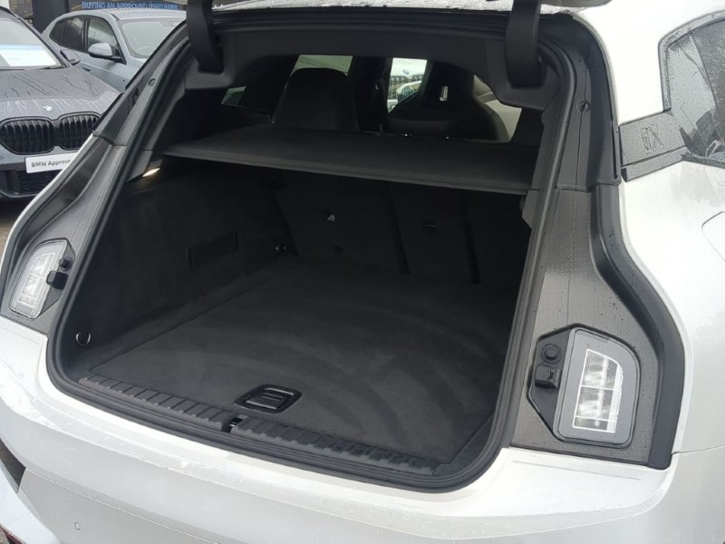 2021 (71) BMW iX 240kW xDrive40 M Sport 76.6kWh 5dr Auto 5051116