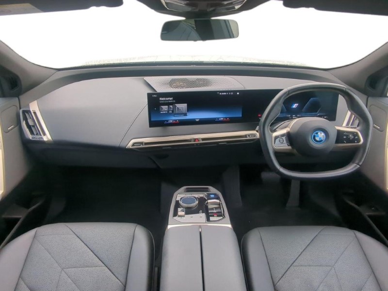 2021 (71) BMW iX 240kW xDrive40 M Sport 76.6kWh 5dr Auto 5051081
