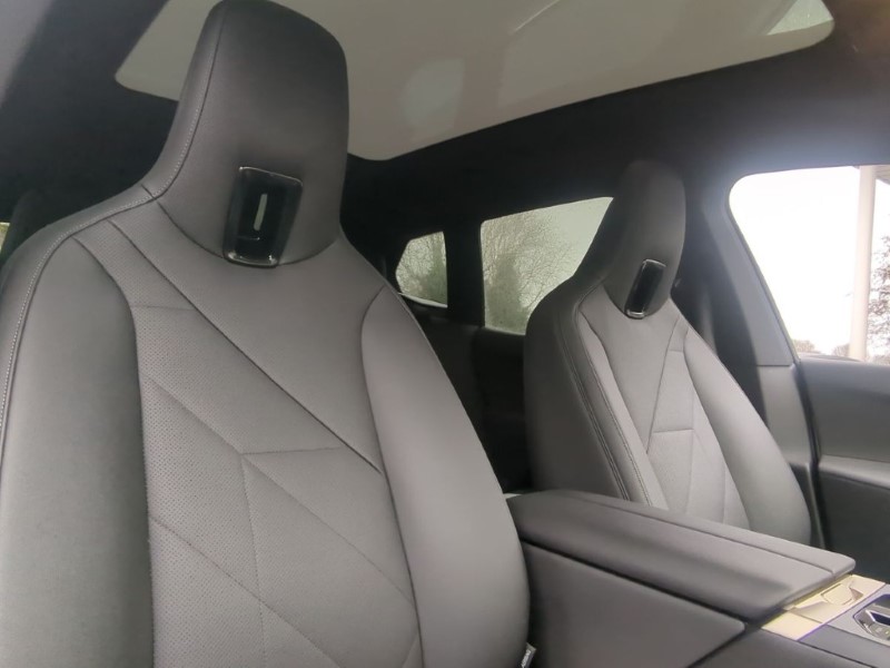 2021 (71) BMW iX 240kW xDrive40 M Sport 76.6kWh 5dr Auto 5051103