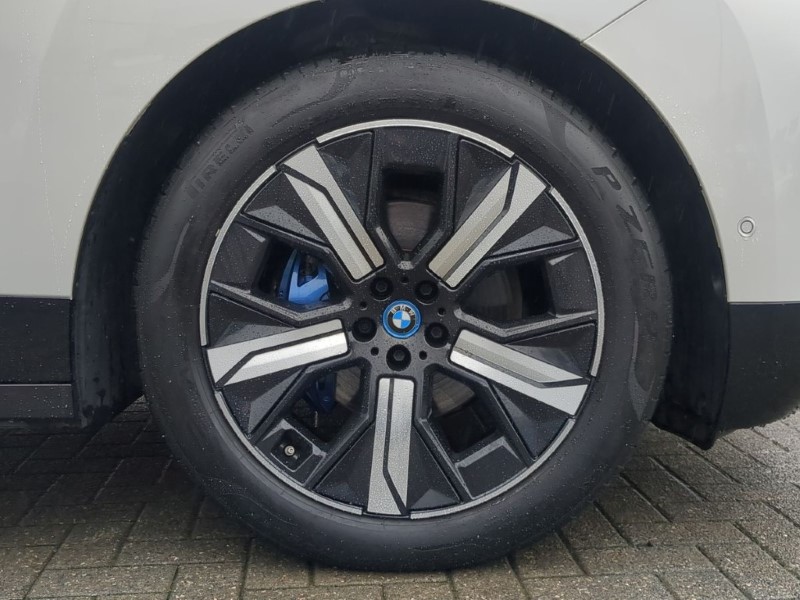 2021 (71) BMW iX 240kW xDrive40 M Sport 76.6kWh 5dr Auto 5051091