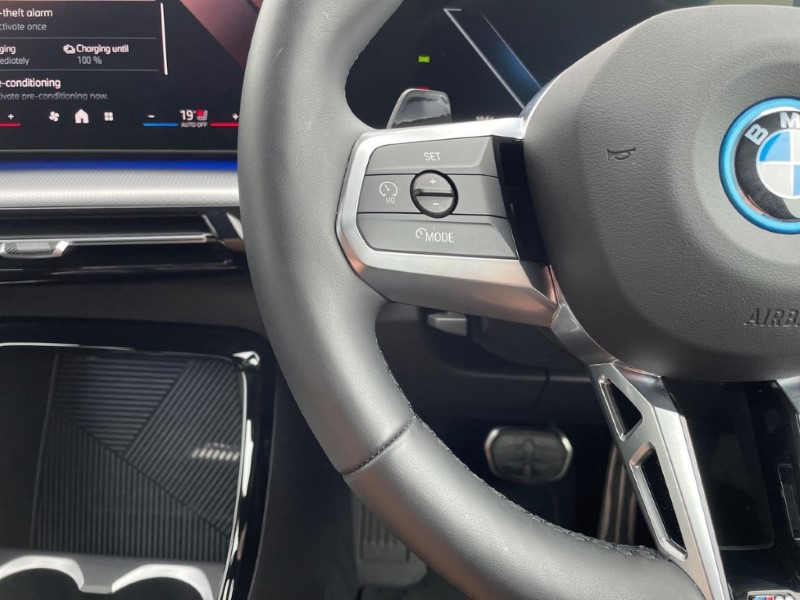 2026 (75) BMW iX1 150kW eDrive20 Shadow Edition 65kWh 5dr Auto 5091942