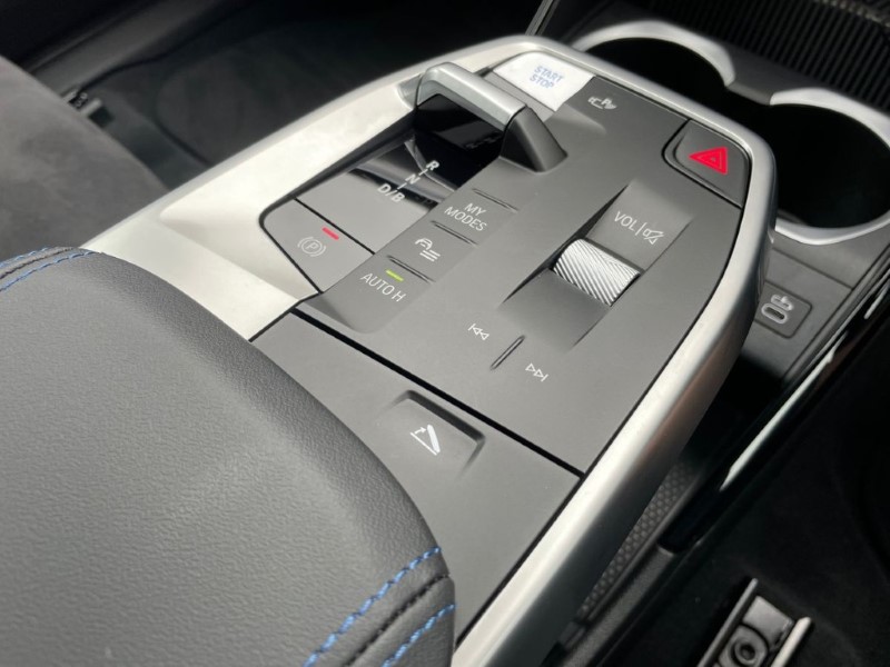 2026 (75) BMW iX1 150kW eDrive20 Shadow Edition 65kWh 5dr Auto 5091935