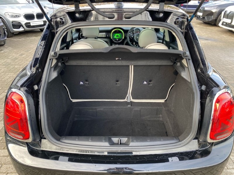 2019 (69) MINI HATCHBACK 1.5 Cooper Exclusive II 5dr Auto 5061701