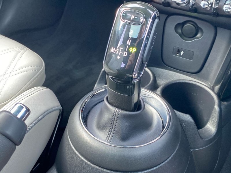 2019 (69) MINI HATCHBACK 1.5 Cooper Exclusive II 5dr Auto 5061719