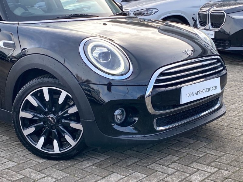 2019 (69) MINI HATCHBACK 1.5 Cooper Exclusive II 5dr Auto 5061725