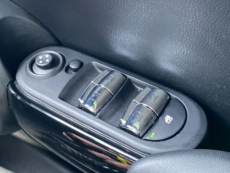 2019 (69) MINI HATCHBACK 1.5 Cooper Exclusive II 5dr Auto 5061711