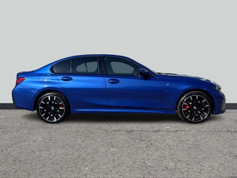 2026 (75) BMW 3 SERIES 330e 22.3 kWh M Sport 4dr Step Auto [Pro Pack] 5588276