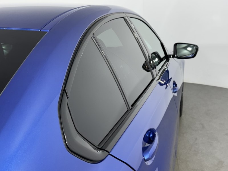 2026 (75) BMW 3 SERIES 330e 22.3 kWh M Sport 4dr Step Auto [Pro Pack] 5091070