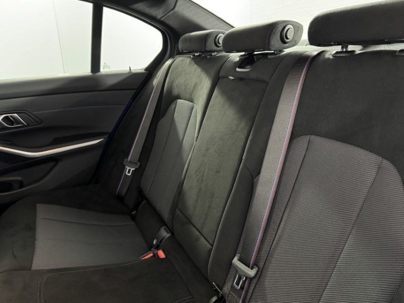 2026 (75) BMW 3 SERIES 330e 22.3 kWh M Sport 4dr Step Auto [Pro Pack] 5091052