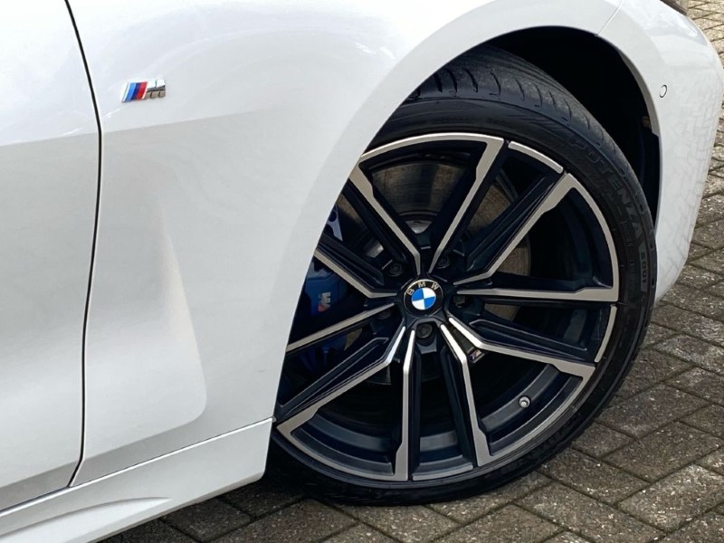 2021 (21) BMW 4 SERIES 420d MHT M Sport 2dr Step Auto 5038066