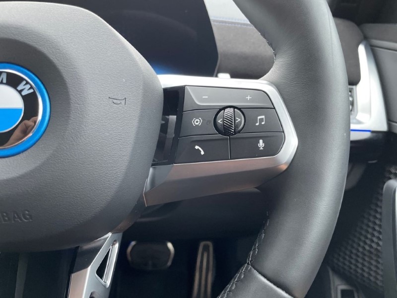 2025 (75) BMW iX2 150kW eDrive20 Shadow Edition 65kWh 5dr Auto 5041331