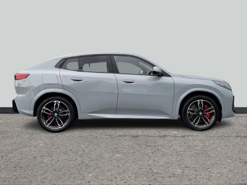 2025 (75) BMW iX2 150kW eDrive20 Shadow Edition 65kWh 5dr Auto 5041316