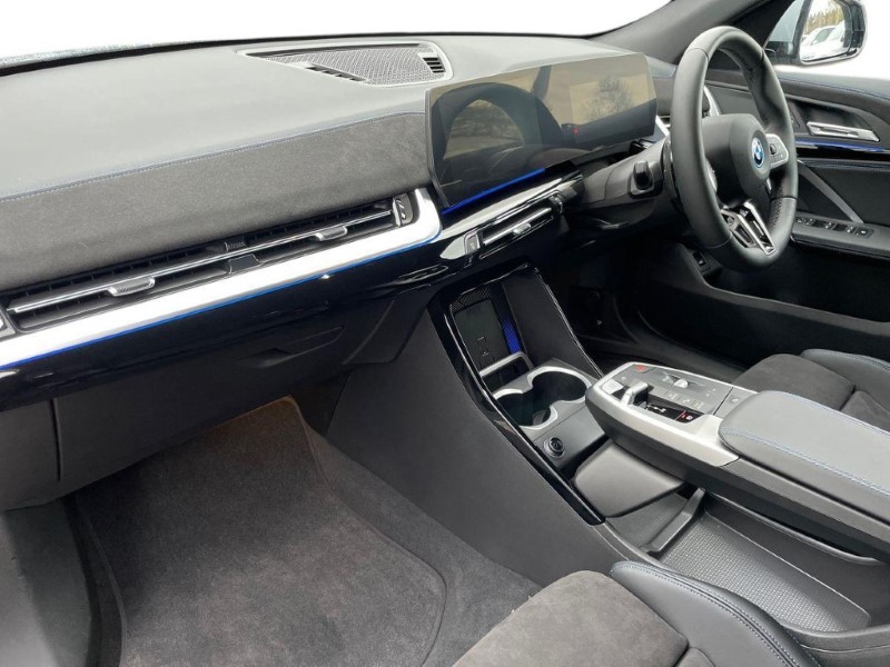 2025 (75) BMW iX2 150kW eDrive20 Shadow Edition 65kWh 5dr Auto 5041320