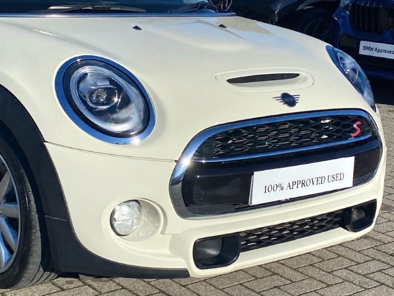 2019 (19) MINI HATCHBACK 2.0 Cooper S Classic II 5dr Auto 5063858