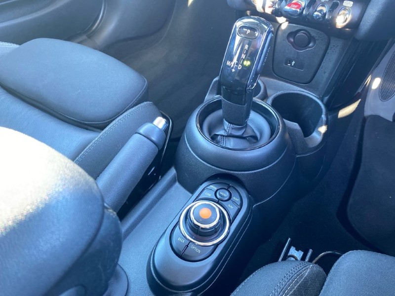 2019 (19) MINI HATCHBACK 2.0 Cooper S Classic II 5dr Auto 5063829