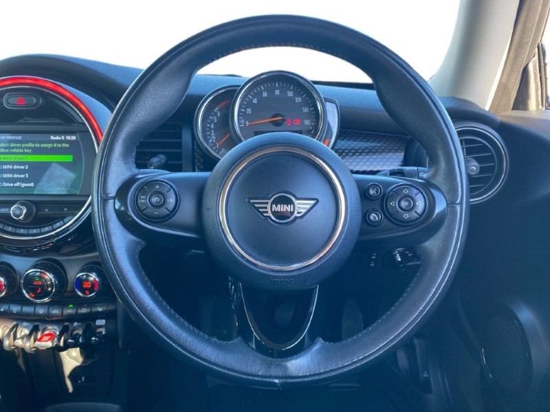 2019 (19) MINI HATCHBACK 2.0 Cooper S Classic II 5dr Auto 5063824