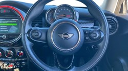 2019 (19) MINI HATCHBACK 2.0 Cooper S Classic II 5dr Auto 5063824