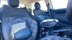 2019 (19) MINI HATCHBACK 2.0 Cooper S Classic II 5dr Auto 5063830