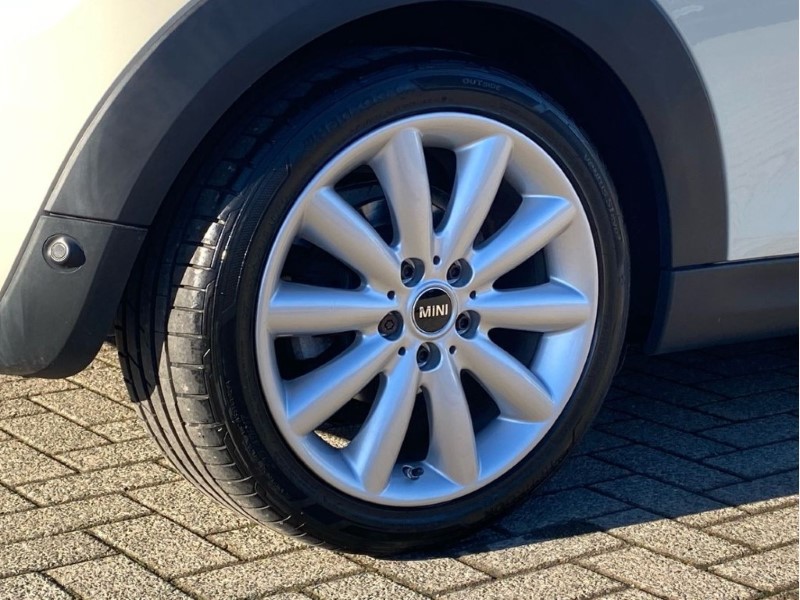 2019 (19) MINI HATCHBACK 2.0 Cooper S Classic II 5dr Auto 5063865