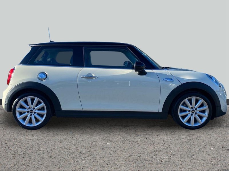 2019 (19) MINI HATCHBACK 2.0 Cooper S Classic II 5dr Auto 5063822