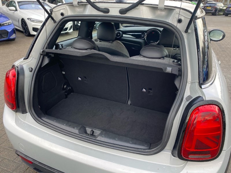 2022 (22) MINI HATCHBACK 135kW Cooper S Level 2 33kWh 3dr Auto 5065900