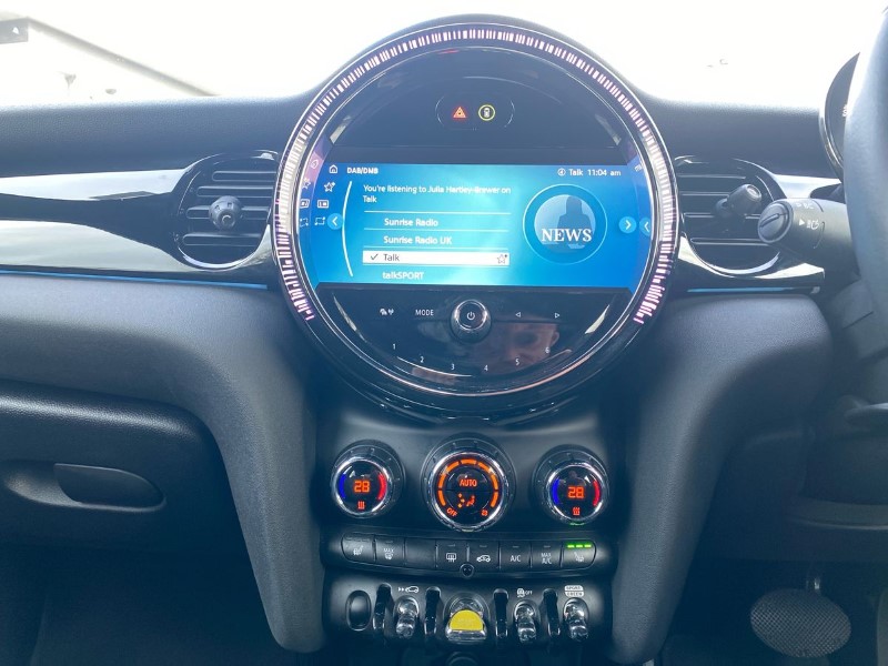 2022 (22) MINI HATCHBACK 135kW Cooper S Level 2 33kWh 3dr Auto 5065870