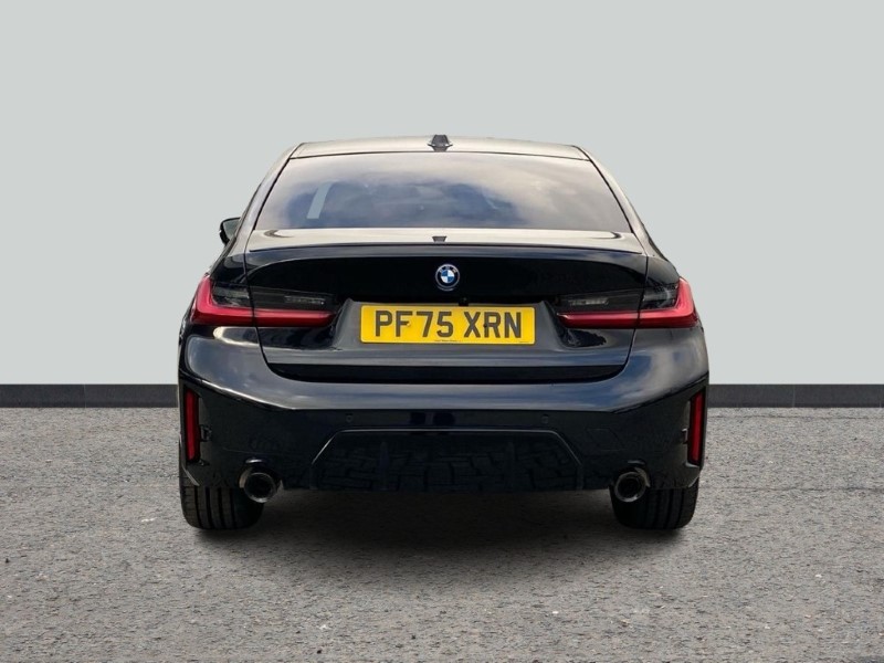 2026 (75) BMW 3 SERIES 330e 22.3 kWh M Sport 4dr Step Auto [Pro Pack] 5078076
