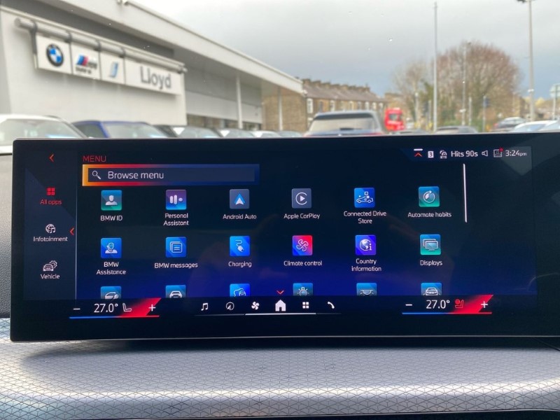 2026 (75) BMW 3 SERIES 330e 22.3 kWh M Sport 4dr Step Auto [Pro Pack] 5078086