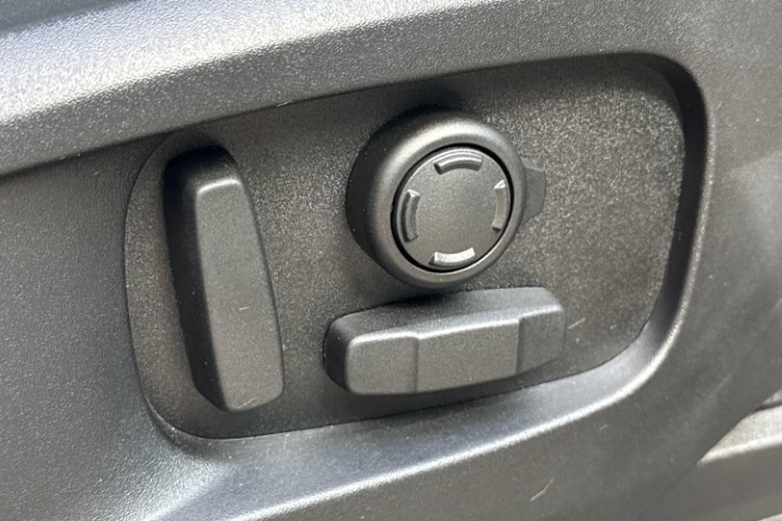 2026 (26) LAND ROVER DEFENDER 3.0 D350 X-Dynamic HSE 110 5dr Auto 5725848