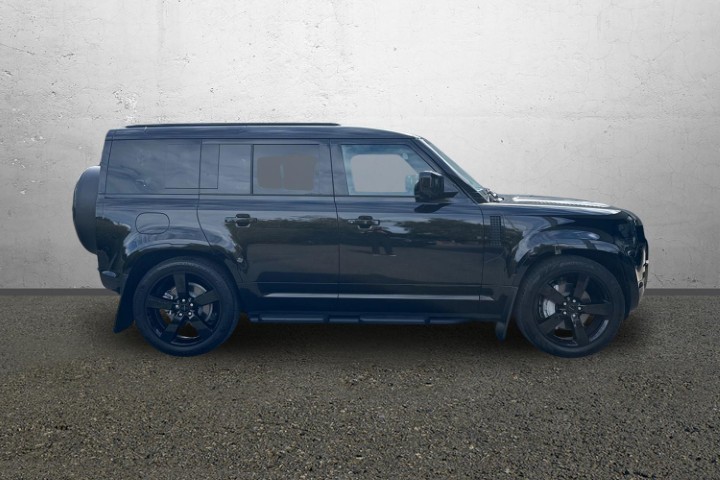 2026 (26) LAND ROVER DEFENDER 3.0 D350 X-Dynamic HSE 110 5dr Auto 5725828