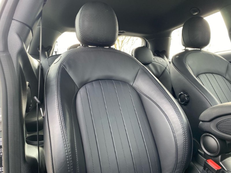 2022 (72) MINI HATCHBACK 1.5 Cooper Exclusive 3dr Auto 5104553