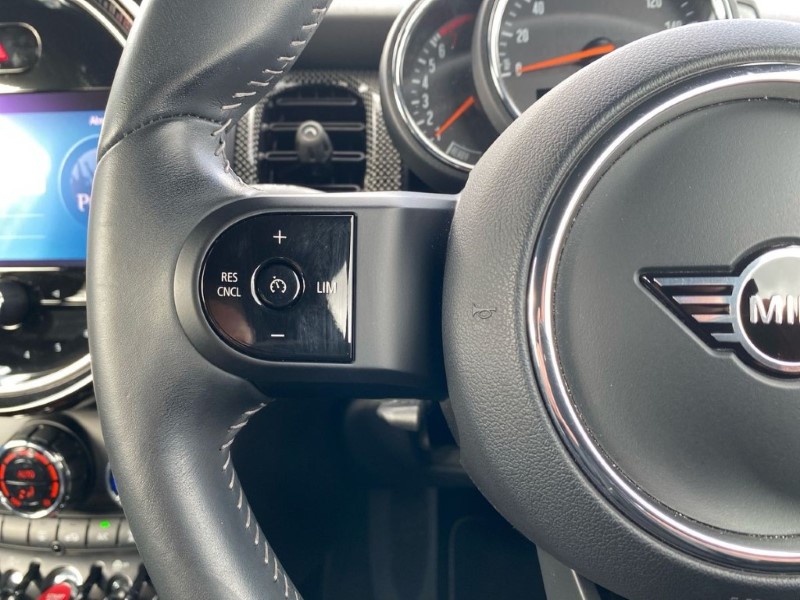 2022 (72) MINI HATCHBACK 1.5 Cooper Exclusive 3dr Auto 5104546