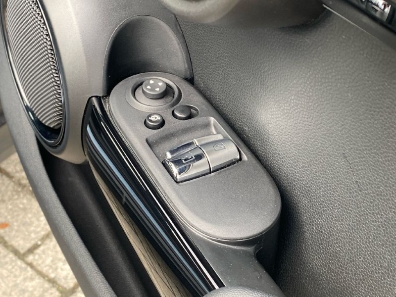 2022 (72) MINI HATCHBACK 1.5 Cooper Exclusive 3dr Auto 5104551