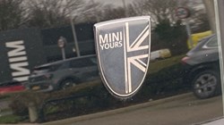 2022 (72) MINI HATCHBACK 1.5 Cooper Exclusive 3dr Auto 5104569