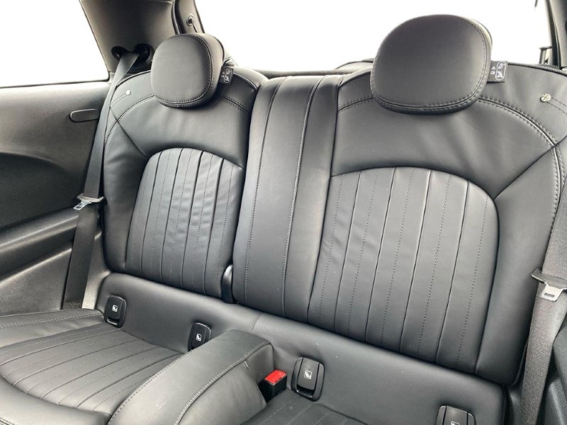 2022 (72) MINI HATCHBACK 1.5 Cooper Exclusive 3dr Auto 5104541