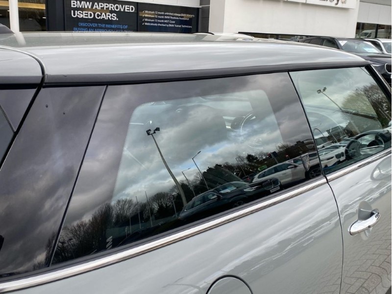 2022 (72) MINI HATCHBACK 1.5 Cooper Exclusive 3dr Auto 5104577