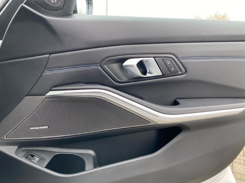 2023 (73) BMW 3 SERIES 320i M Sport 5dr Step Auto 5083719