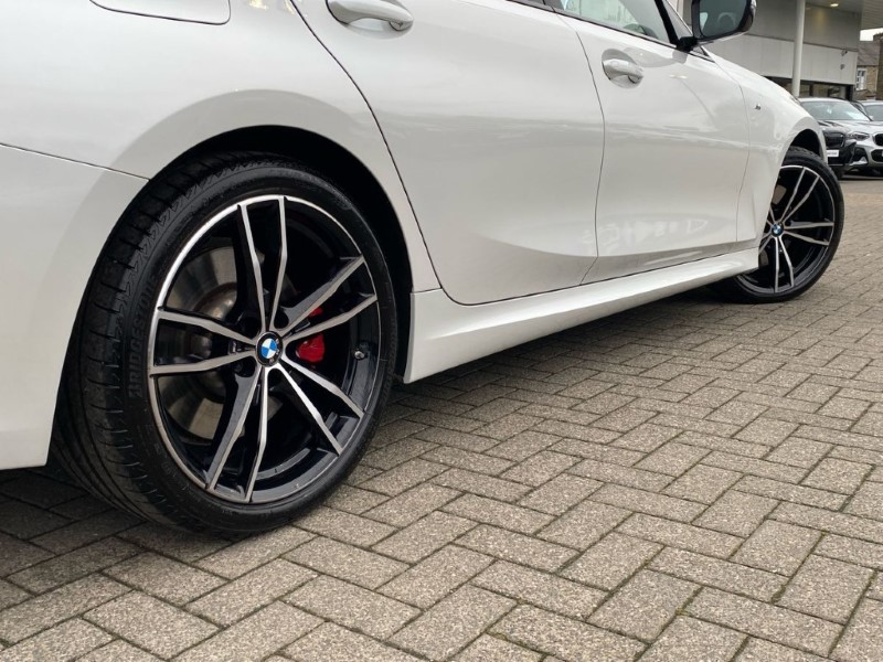 2023 (73) BMW 3 SERIES 320i M Sport 5dr Step Auto 5083747