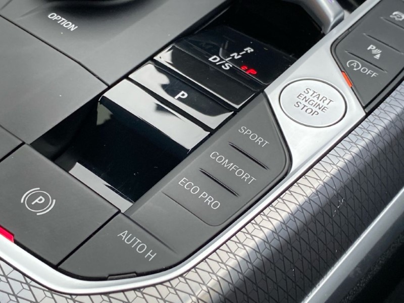 2023 (73) BMW 3 SERIES 320i M Sport 5dr Step Auto 5083717