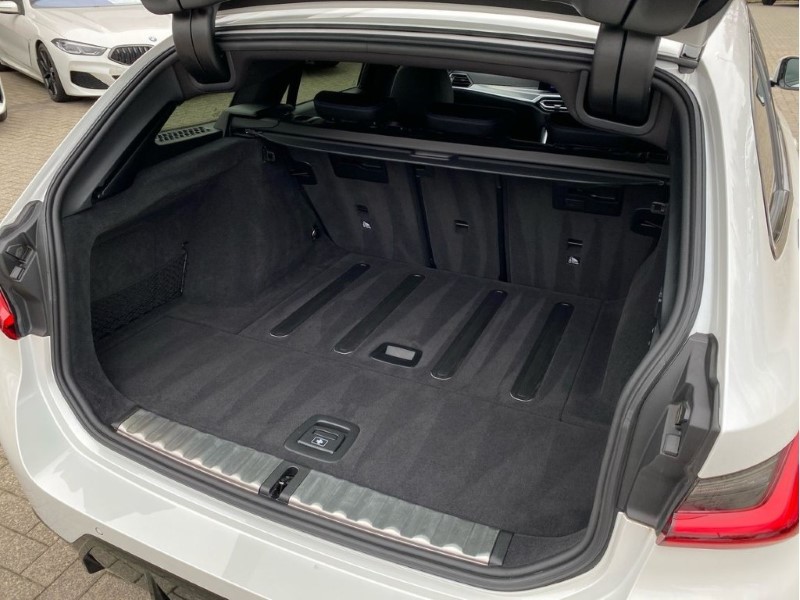 2023 (73) BMW 3 SERIES 320i M Sport 5dr Step Auto 5083736