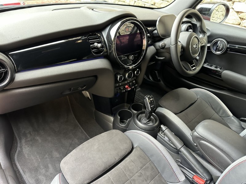 2023 (73) MINI CONVERTIBLE 1.5 Cooper Sport Premium 2dr Auto 5051610