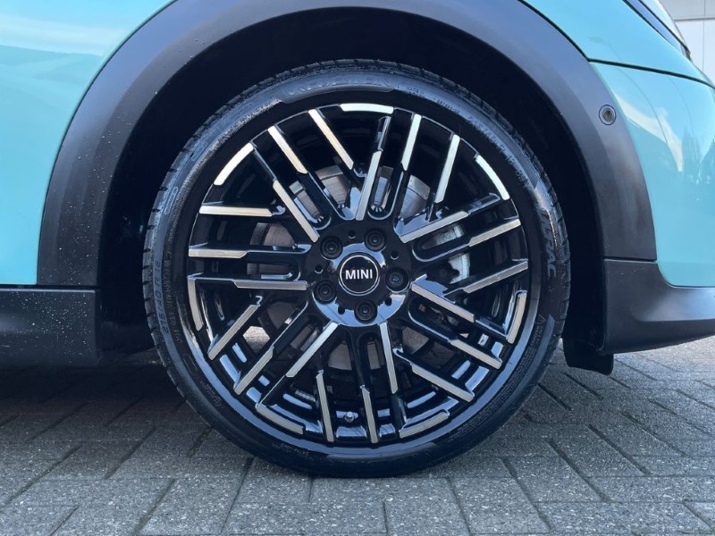 2024 (24) MINI COOPER 2.0 S Exclusive 3dr Auto 5069226