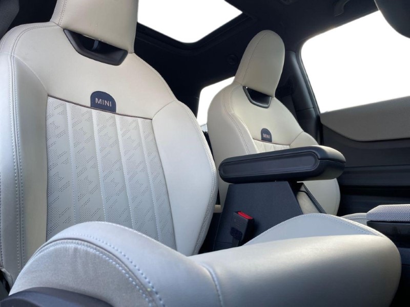 2024 (24) MINI COOPER 2.0 S Exclusive 3dr Auto 5069223
