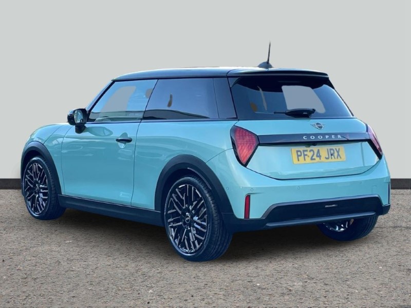 2024 (24) MINI COOPER 2.0 S Exclusive 3dr Auto