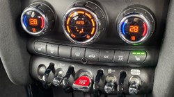 2023 (23) MINI HATCHBACK 1.5 Cooper Classic Premium 5dr Auto 5078876