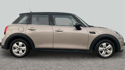 2023 (23) MINI HATCHBACK 1.5 Cooper Classic Premium 5dr Auto 5078860