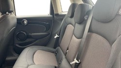 2023 (23) MINI HATCHBACK 1.5 Cooper Classic Premium 5dr Auto 5078869