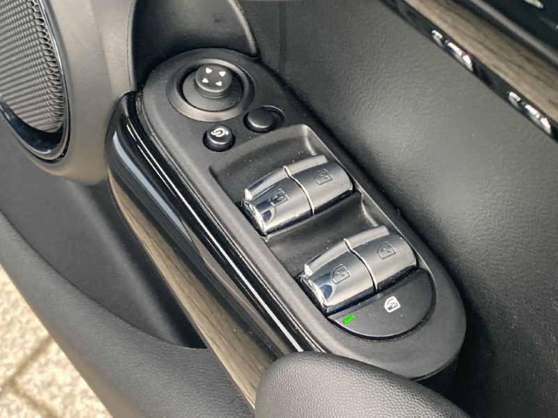 2023 (23) MINI HATCHBACK 1.5 Cooper Classic Premium 5dr Auto 5078879