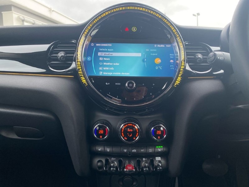 2023 (23) MINI HATCHBACK 1.5 Cooper Classic Premium 5dr Auto 5078882