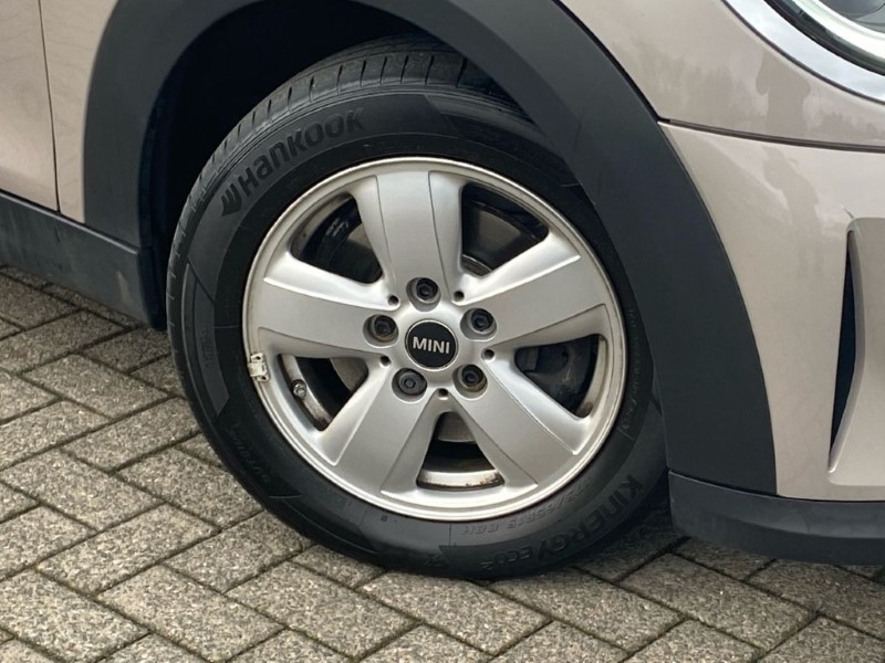 2023 (23) MINI HATCHBACK 1.5 Cooper Classic Premium 5dr Auto 5078898